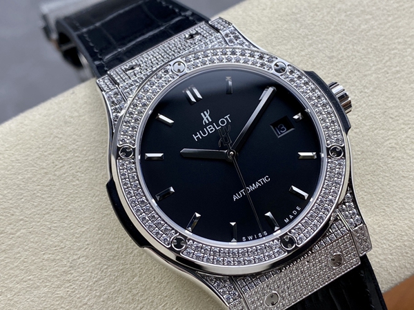 ウブロコピー時計正面デザイン